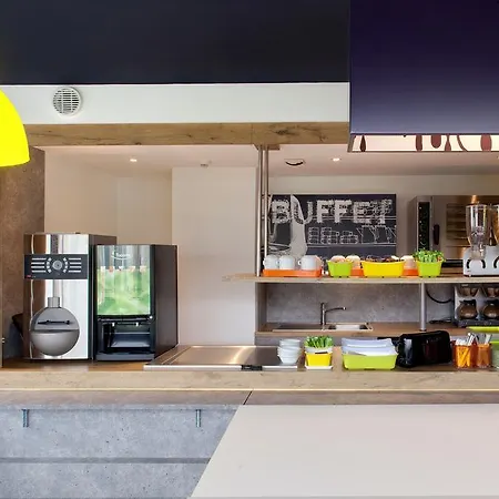 Ibis Budget Clermont Ferrand Nord ריום