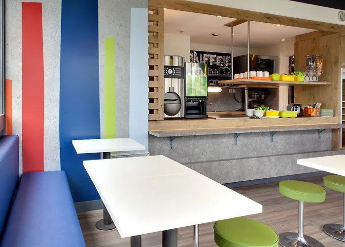 Отель Ibis Budget Clermont Ferrand Nord