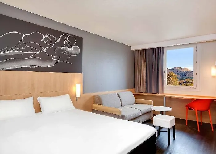 Отель Ibis Budget Clermont Ferrand Nord