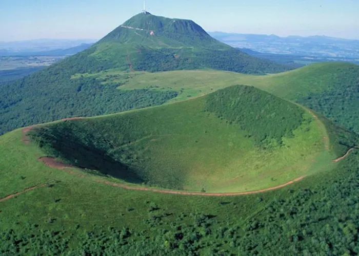 Отель Ibis Budget Clermont Ferrand Nord 2*